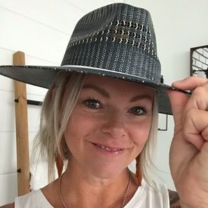 Meet your Posher, Jaimie